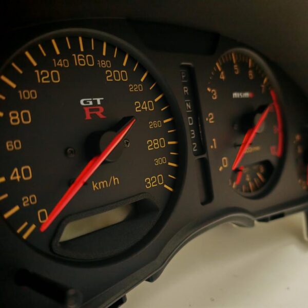 Nissan Skyline R34 gtt gtr Speedometer cluster conversion tacho tachoumbau Nismo mines 300 km/h kph